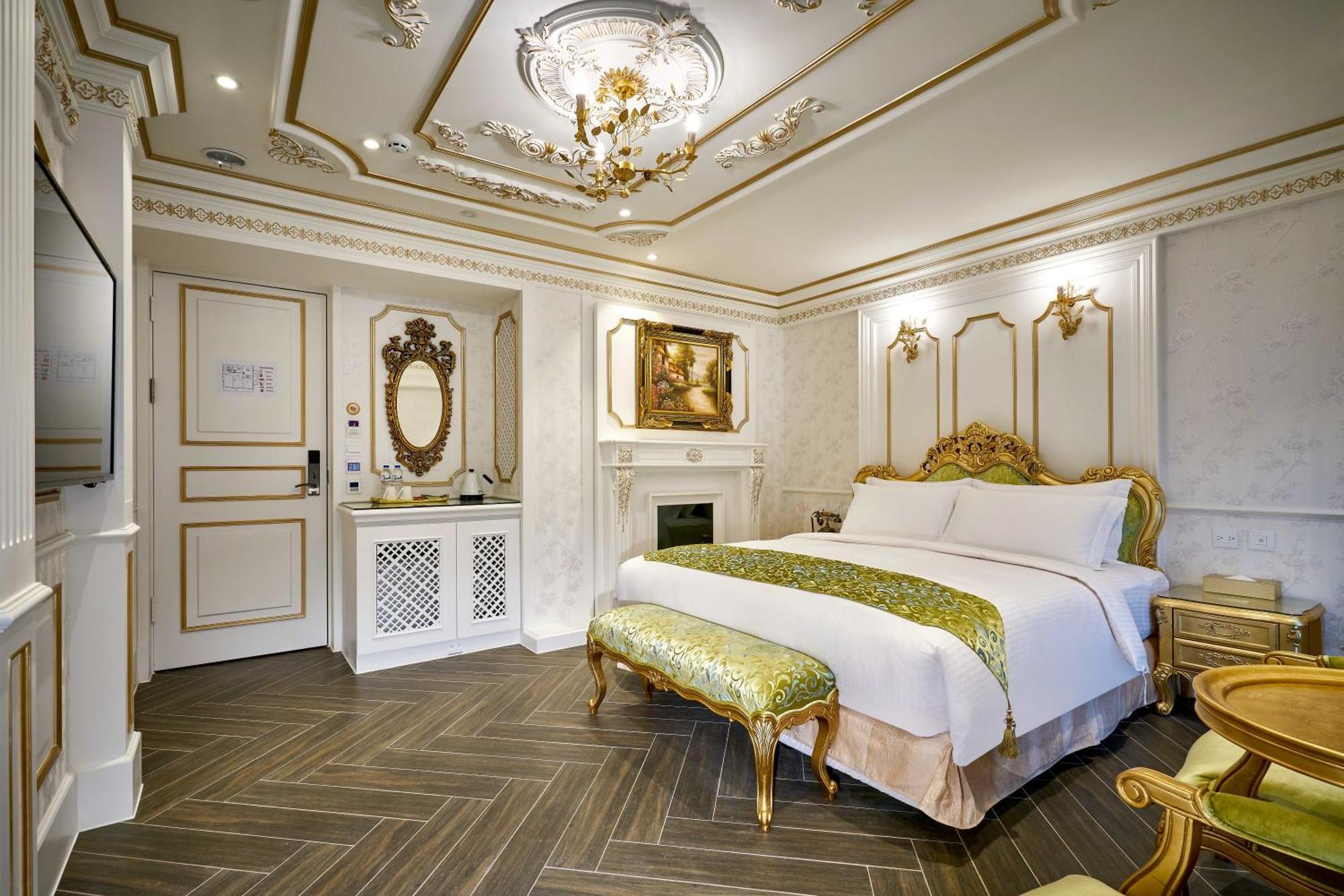 Sun Moon Lake Queen Castle Hotel 日月潭皇后古堡飯店 Yuchi Quarto foto